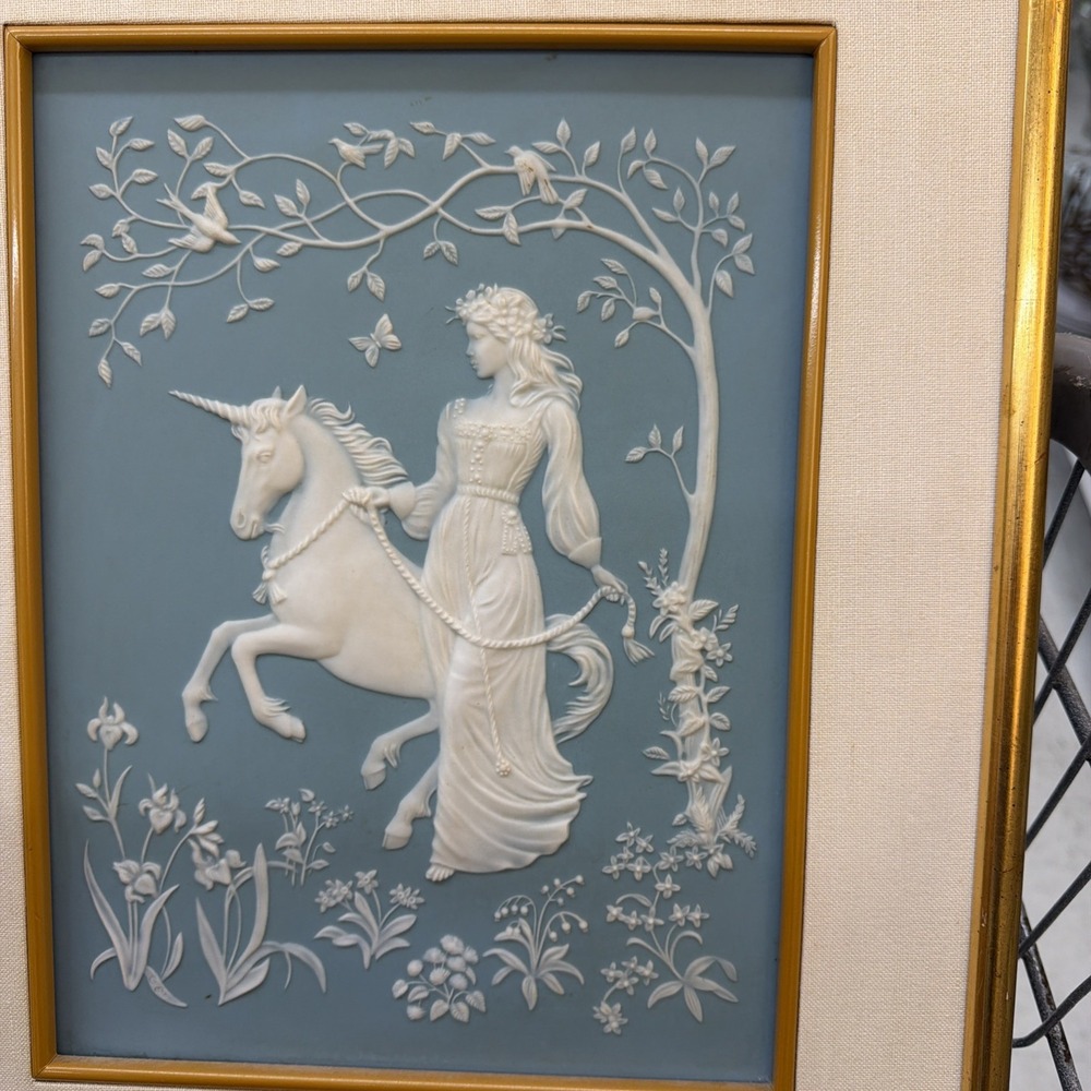 Vintage 1986 Franklin Mint Lady & Unicorn Fantasy Porcelain Wall Art 14"x 17"